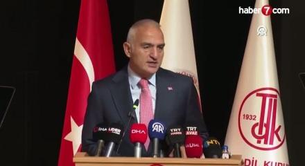 T&uuml;rk diline hizmet edenler &ouml;d&uuml;llendirildi!