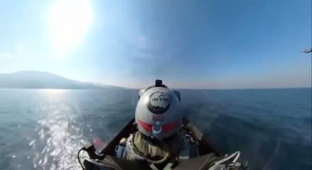 T&uuml;rk savaş pilotu paylaştığı g&ouml;r&uuml;nt&uuml;yle hayretler i&ccedil;erisinde bıraktı!