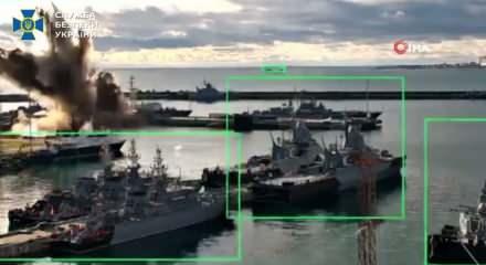 Ukrayna, Rusya&rsquo;ya ait denizaltıyı vurdu