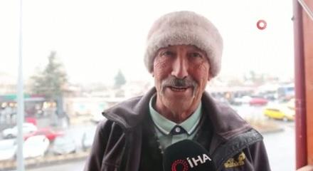 9 dil biliyor, g&ouml;ren şaşırıyor