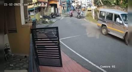 Hindistan'da meydana gelen trafik kazası korkuttu