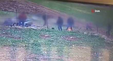 Adıyaman'da madde etkisindeki gen&ccedil;ler yerlerde s&uuml;r&uuml;nd&uuml;! Tedigin eden o anlar kamerada