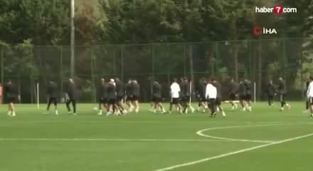 Beşiktaş'ta kul&uuml;be sınıfta kaldı!