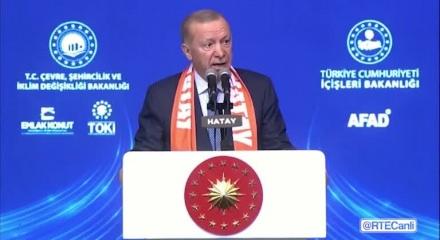 Cumhurbaşkanı Erdoğan: "455 bininci yuvamızın anahtarını sizlere takdim ediyoruz"