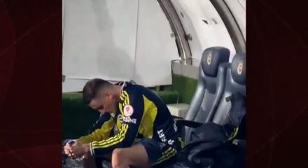 Fenerbah&ccedil;e'de Beşiktaş mağlubiyeti sonrasında Kerem Akt&uuml;rkoğlu yıkıldı