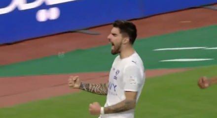 Galatasaray, orta saha i&ccedil;in Ruben Neves hamlesi