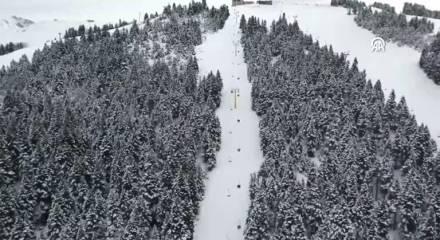 Hafta sonu kar beklenen Uludağ'ın yılbaşına y&uuml;zde 100 dolulukla gireceği &ouml;ng&ouml;r&uuml;l&uuml;yor