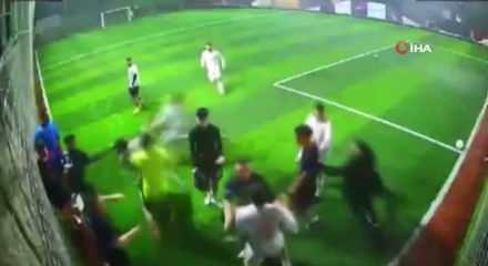 Halı sahada yetenek değil yumruklar konuştu