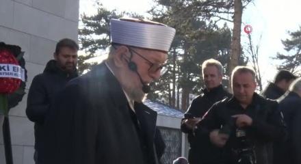 Necmettin Nursa&ccedil;an'ın eşi Hakk'ın rahmetine kavuştu