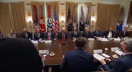 Trump y&ouml;netimi, Epstein belgelerinin tamamının a&ccedil;ıklanmasının bir haftayı bulabileceğini bildirdi