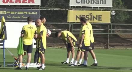 T&uuml;rkiye Kupası'nda Fenerbah&ccedil;e- Beşiktaş derbisi! Eksikler dikkat &ccedil;ekiyor