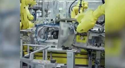 Alman devi Porsche, 173 binden fazla aracı geri &ccedil;ağırıyor