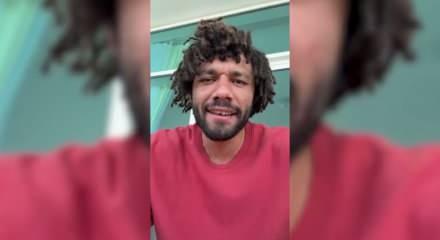 Beşiktaşlı eski yıldız Elneny, Kuran'ı Kerim okurken video paylaştı