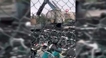 İBB milyonlarca liralık bisikletleri hurdaya &ccedil;ıkardı!İstanbullunun parasının nasıl hi&ccedil; edildiği g&ouml;zler &ouml;n&uuml;ne serildi