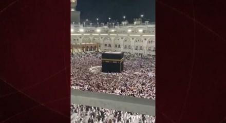 Kabe yeni yılın ilk saatlerinde rekor seviyede insana ev sahipliği yaptı