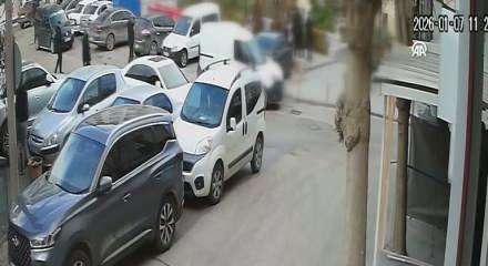 Baba ve 3 oğlunu vuran ş&uuml;pheli kayıplara karıştı: 1 &ouml;l&uuml;, 3 yaralı