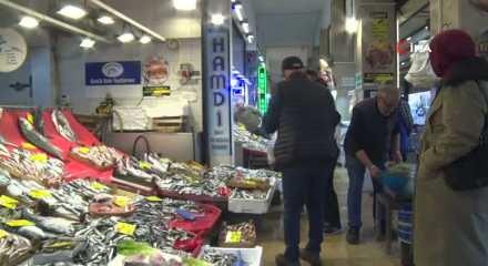 Balıkta yokluk senesi! Kilosu 250 TL&rsquo;den başlıyor