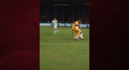 Beşiktaş'tan Premier Lig'e sol bek &ccedil;ıkarması