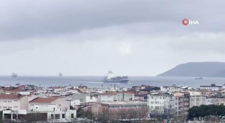 &Ccedil;anakkale Boğazı &ccedil;ift y&ouml;nl&uuml; trafiğe a&ccedil;ıldı
