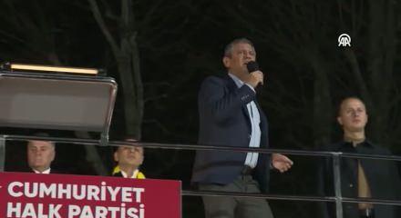 Cumhurbaşkanı Erdoğan&rsquo;dan &Ouml;zg&uuml;r &Ouml;zel&rsquo;in o s&ouml;zlerini affetmedi &Ouml;zel'e tazminat davası a&ccedil;tı