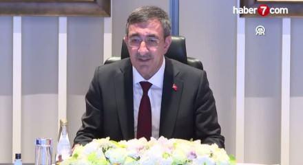 Cumhurbaşkanı Yardımcısı Yılmaz, İstanbul'da ekonomi basını ile bir araya geldi