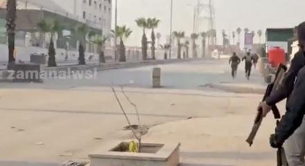 PKK ter&ouml;r &ouml;rg&uuml;t&uuml; &uuml;yeleri Suriye'de &ccedil;atışma b&ouml;lgelerinden ka&ccedil;an sivilleri hedef alıyor