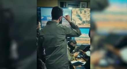 Şara askeri kıyafeti giyip operasyonu b&ouml;yle y&ouml;netti!