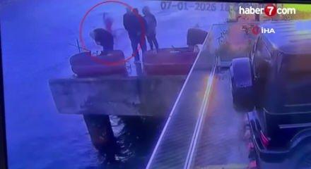 Sarıyer'de motosikletli gencin denize d&uuml;şerek hayatını kaybettiği anlar kamerada