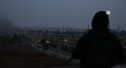 Suriye ordusunun Halep'teki operasyondaki hava atışları kameralara yansıdı
