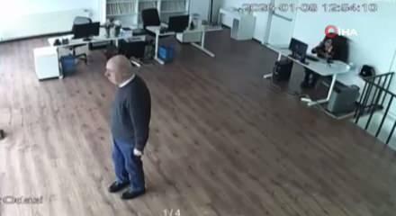 Bursa&rsquo;da korku dolu anlar: Lodosun etkisiyle asma tavan yerle bir oldu