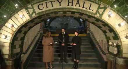 Zohran Mamdani Kur'an-ı Kerim &uuml;zerine yemin ederek g&ouml;revine başladı