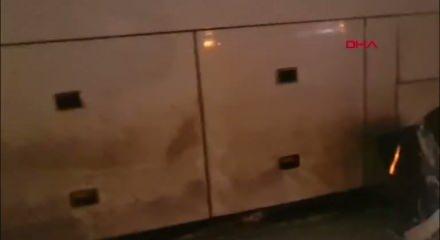 Bing&ouml;l'de yolcu otob&uuml;s&uuml; tıra arkadan &ccedil;arptı! 3 kişi yaralandı