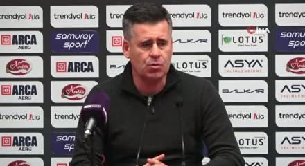 &Ccedil;orumspor'un hocası 5 goll&uuml; ma&ccedil;ın ardından sert konuştu: 'Kendimizi tabii ki eleştireceğiz'