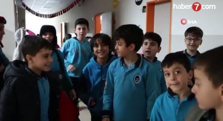 Emine Erdoğan'dan &ouml;ğrencilere yarıyıl tatili tebriği