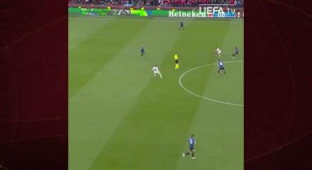 Galatasaray, Fenerbah&ccedil;e'nin istediği yıldız i&ccedil;in devreye girdi