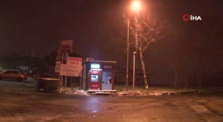 İstanbul&rsquo;da kar manzaraları: &Ccedil;amlıca Tepesi beyaza b&uuml;r&uuml;nd&uuml;