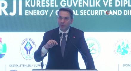 Karadeniz&rsquo;de petrol ve gaz hamlesi! Bakan Bayraktar: "Karadeniz'de altı yeni sondaj yapacağız"