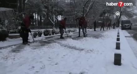 Meteoroloji'den yeni kar uyarısı: İstanbul dahil bir&ccedil;ok ilde alarm