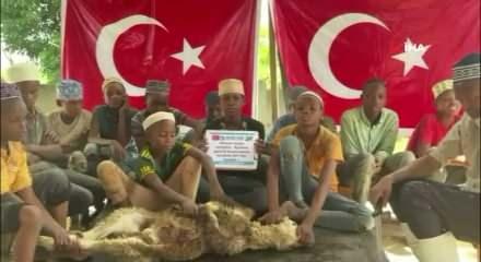 6 yıl s&uuml;ren boşanma davası sonu&ccedil;lanınca 8 adet ko&ccedil; adağı kestirdi