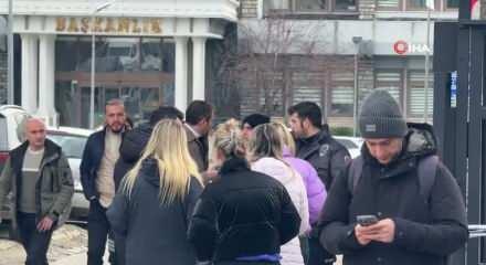 Bah&ccedil;elievler'de balkondan d&uuml;şen sanat&ccedil;ı Emrah Erdem Gedik hayatını kaybetti