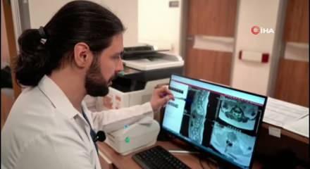 Batman'da ameliyat edilen &ccedil;ocuğun bel kemikleri &ccedil;ıkarılıp tekrar takıldı