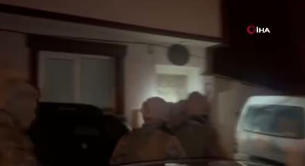 Bursa'da molotoflu saldırı: Su&ccedil; &ouml;rg&uuml;t&uuml; &uuml;yesi 8 ş&uuml;pheli &ouml;zel harek&acirc;t baskınıyla yakalandı