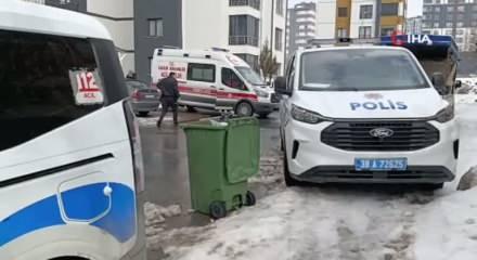 Duştan &ccedil;ıktıktan sonra fenalaşan 17 yaşındaki gen&ccedil; hayatını kaybetti