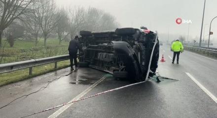 D&uuml;zce&rsquo;de ambulans devrildi: 2 yaralı