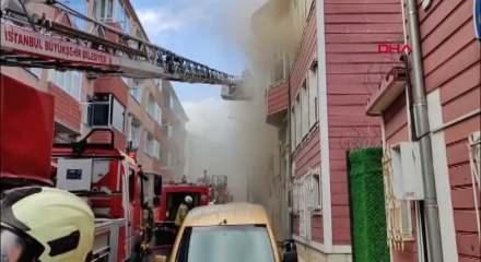 Fatih'te dergahta yangın