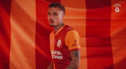 Galatasaray yeni transferi Noa Lang'ı duyurdu
