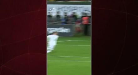 Tedesco lig ma&ccedil;ında taktiği şişelerle verdi, galibiyet geldi!