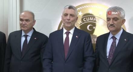 Ticaret Bakanı &Ouml;mer Bolat D&uuml;zce'de esnafa 100 milyon TL'lik finansman m&uuml;jdesi