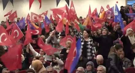 Yayman&rsquo;dan Adana&rsquo;da bayrak ve anayasa vurgusu, muhalefete sert eleştiriler