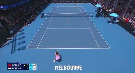 Zeynep S&ouml;nmez'den tarihi başarı! İlk T&uuml;rk sporcu oldu